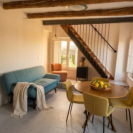 Charming 2-floor With Vineyard Views In Morro Dalba *