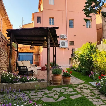 Charming 2-floor With Vineyard Views In Morro Dalba Апартаменты