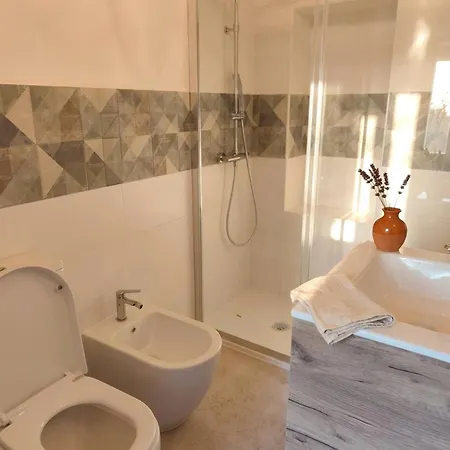 Charming 2-floor With Vineyard Views In Morro Dalba Апартаменты